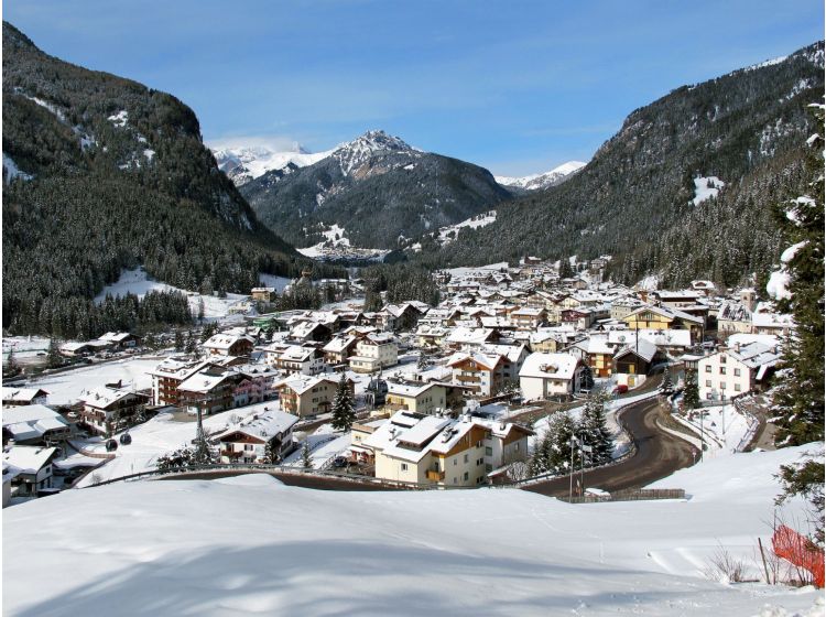 Skidorp Gezellig, typisch Italiaans wintersportdorpje-1