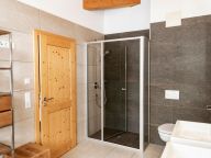 Appartement Gerlos Alpine Estate Penthouse Luxe XL met jacuzzi en sauna-16