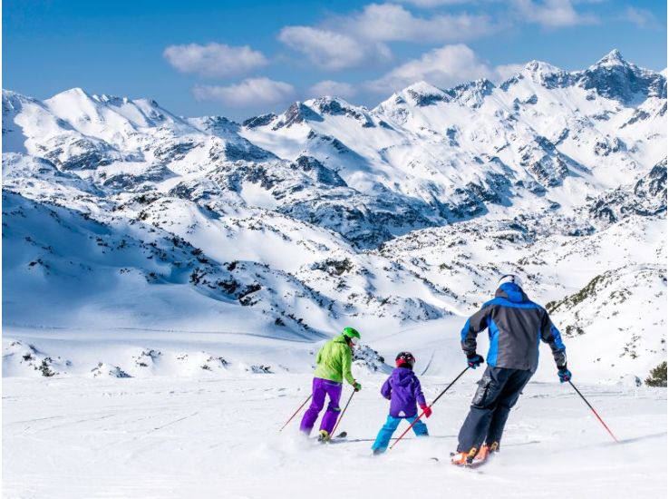 skiers op de piste